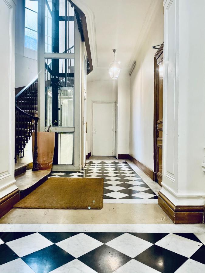 Luxury Place In Le Marais - Central باريس المظهر الخارجي الصورة